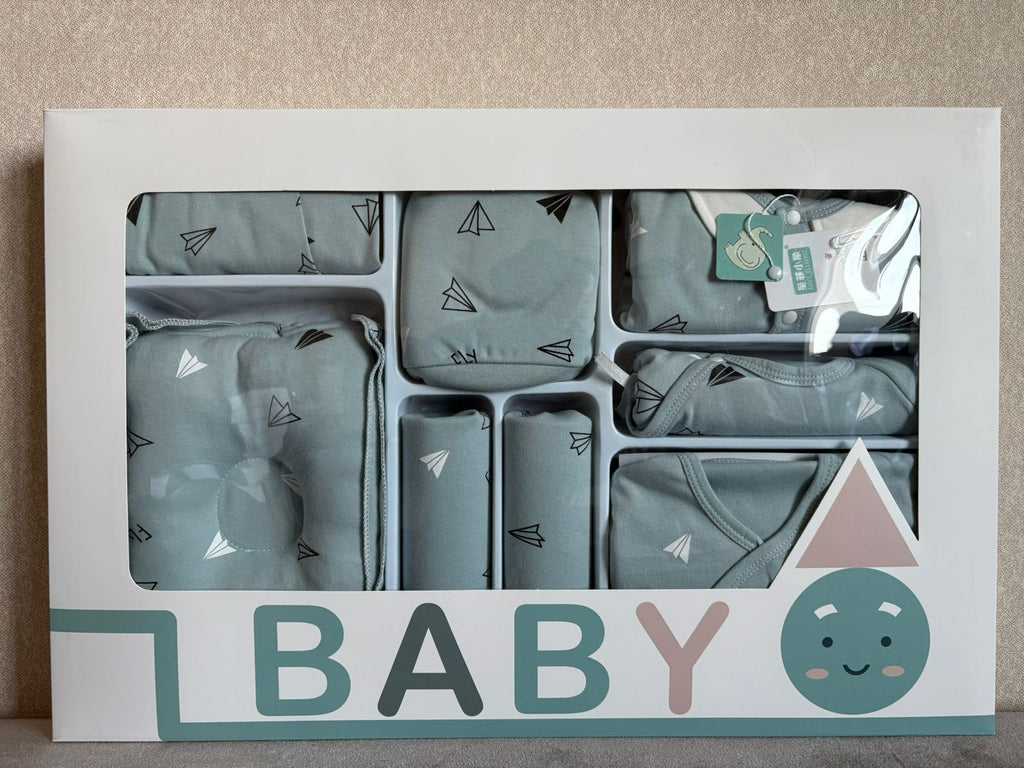 طقم هدايا ملابس أطفال مكون من 18 قطعة - أزرق، وردي، أو أخضر